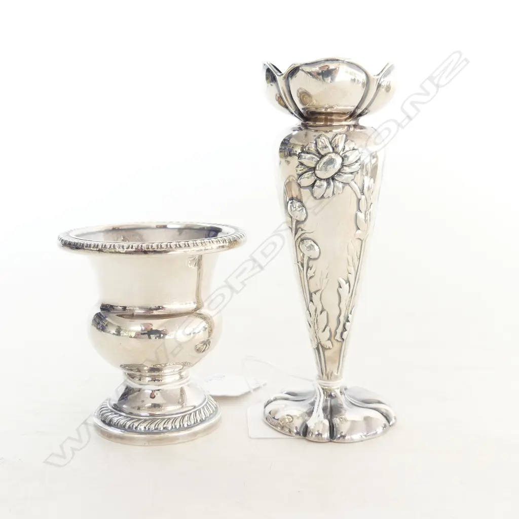 S/SILVER VASE H110 & SMALL S/SILVER URN H60MM BOTH WEIGHTED FAULTS Image 1++