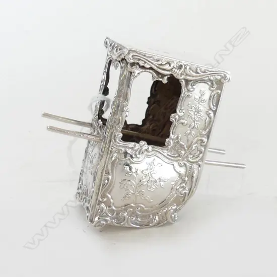 STG SILVER LITTER CARRIAGE, LONDON 1902 H.60mm 33gm 