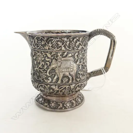 INDIAN SILVER IMBOSSED JUG 274GMS H90MM