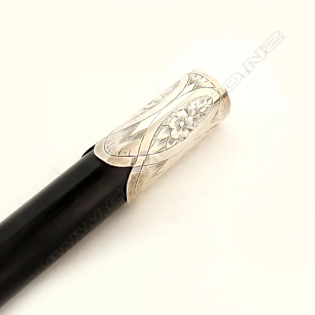 C1900 EBONY  SECTION CONDUCTOR'S BATON SILVER FITTINGS the fitted case with end missing Image 1++