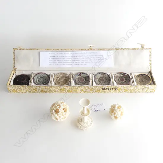 2 IVORY PUZZLE BALLS 50mm dia & STAND H.80mm + CLOISONNE PROCESS DISHES, BOXED