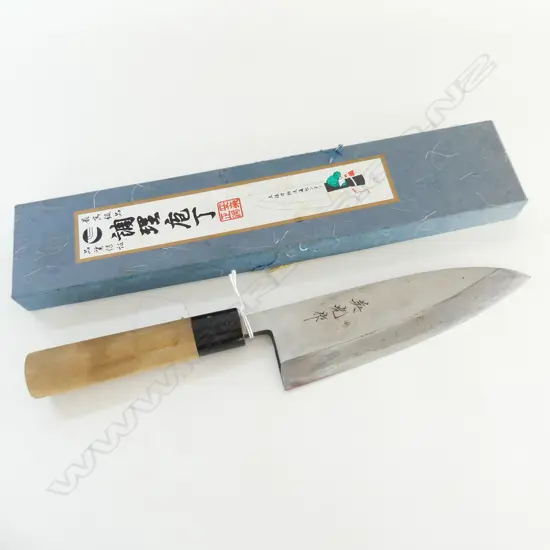 JAPANESE CRAFTED STEEL CHEF'S KNIFE L.340MM in original box 