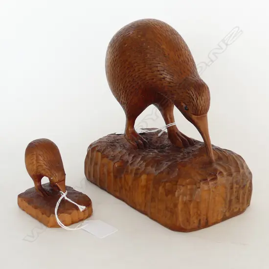 2 NATIVE WOOD CARVED KIWI LARGEST H200MM SMALLER80MM