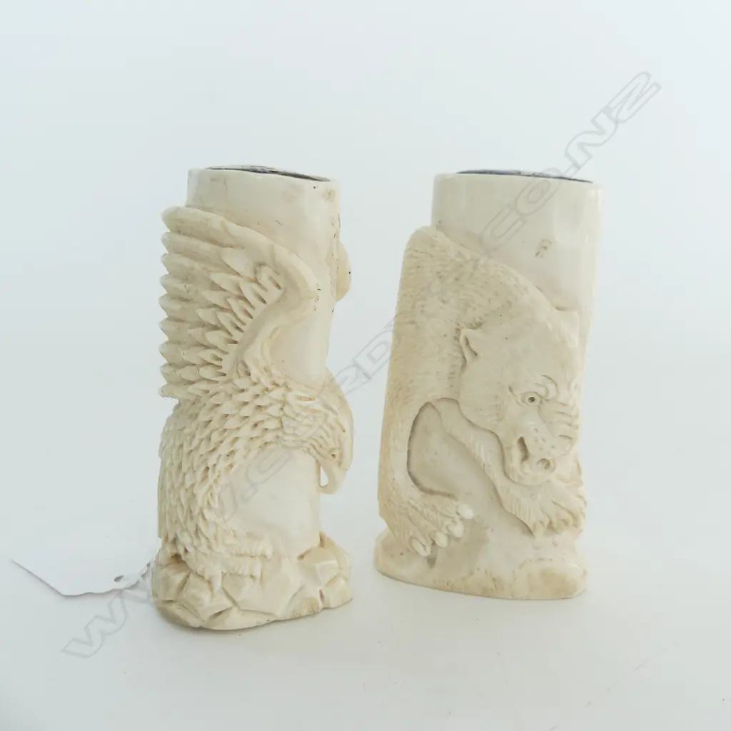 HAND CARVED BONE & ABALONE EAGLE & TIGER SALT & PEPPER SHAKERS, L.92mm Image 1++