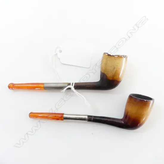 TWO VICTORIAN SCOTTISH PIPES INCL. ‘BURNS CUTTY’ GLASGOW, L.115mm