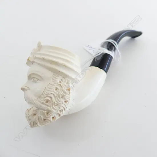 VINTAGE CARVED MEERSCHAUM PIPE OF TURKS HEAD, L.140mm