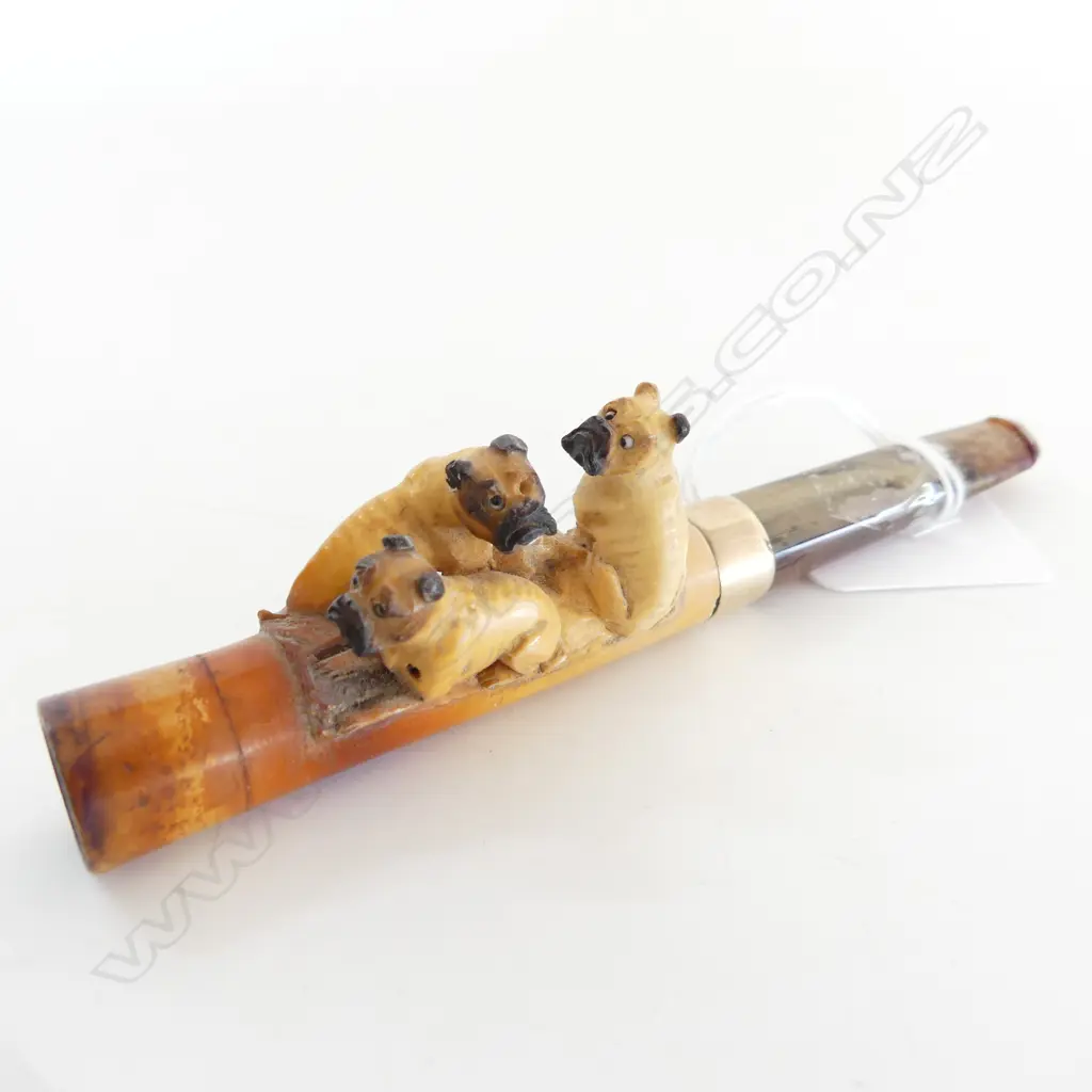 ANTIQUE MEERSCHAUM CHEROOT HOLDER WITH THREE CARVED BULLDOGS, L.130mm Image 1++