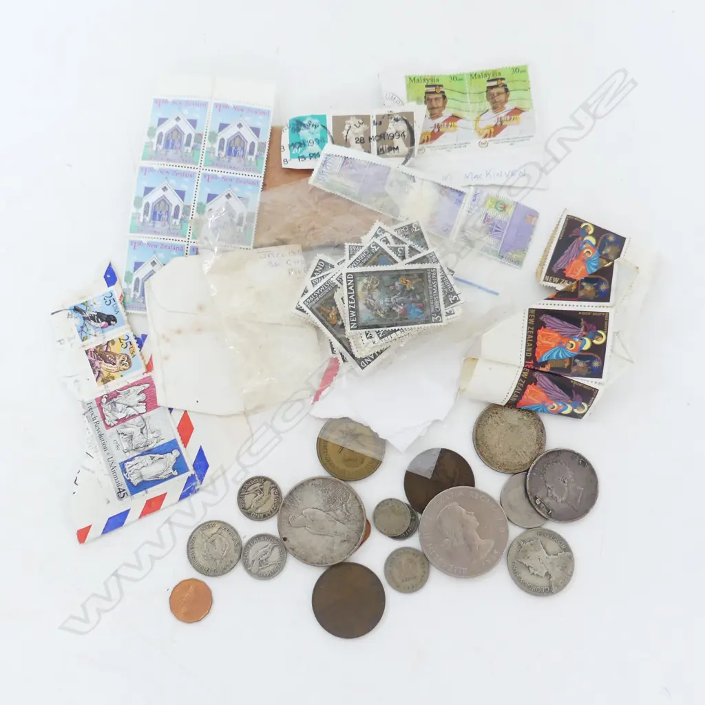 SMALL BAG ASST. STAMPS & COINS Image 1++