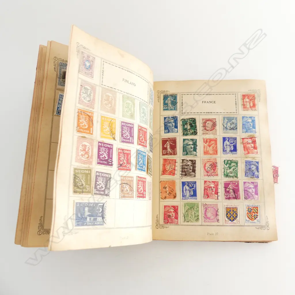COLLINS 'WYNDHAM' STAMP ALBUM 205x175mm Image 1++