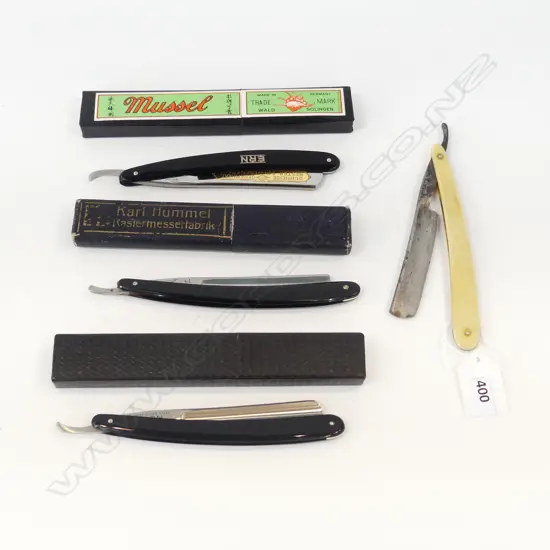 4 CUT THROAT RAZORS INCLUDING 2 BY C.F.FERN 1913 THE MUSSEL RAZOR WITN 2 UNUSED OLD STOCK