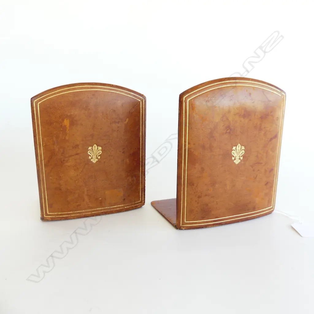 PR ITALIAN HAND TOOLED LEATHER BOOKENDS Image 1++