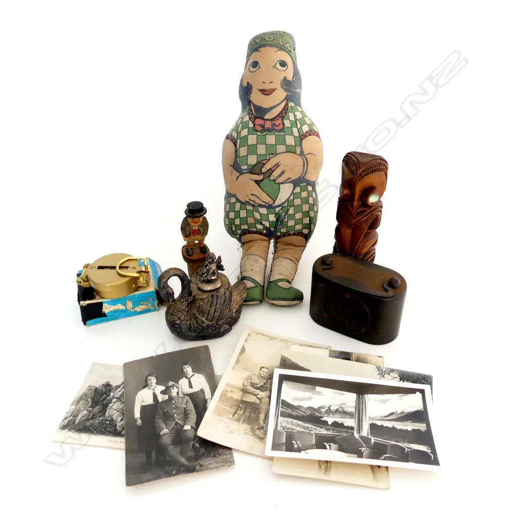 TRAY OF 5 COLLECTABLES & POSTCARDS Image 1++