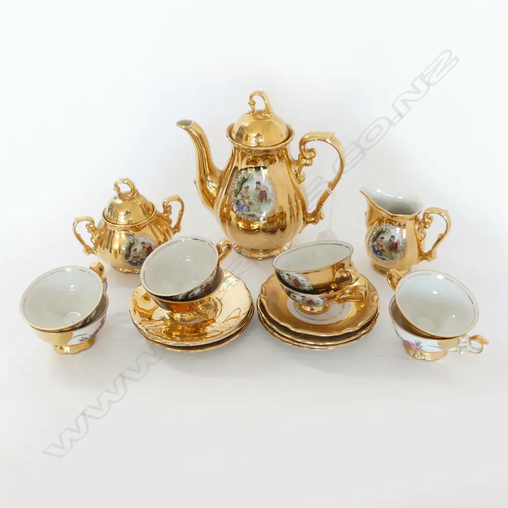 BARVARIAN GOLD LEAF COFFEE SET Image 1++