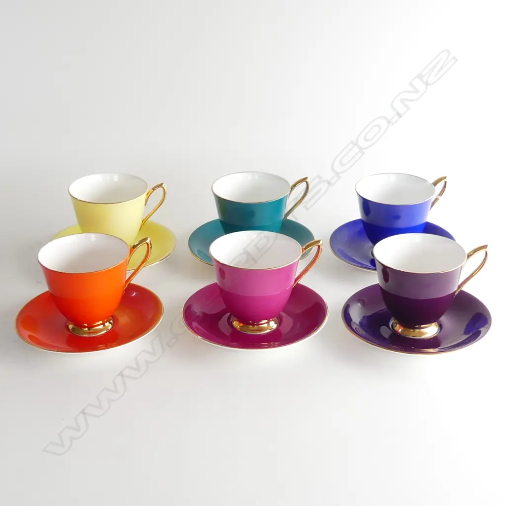 12 PCE ROYAL ALBERT 'GAIETY' DUO SET Image 1++