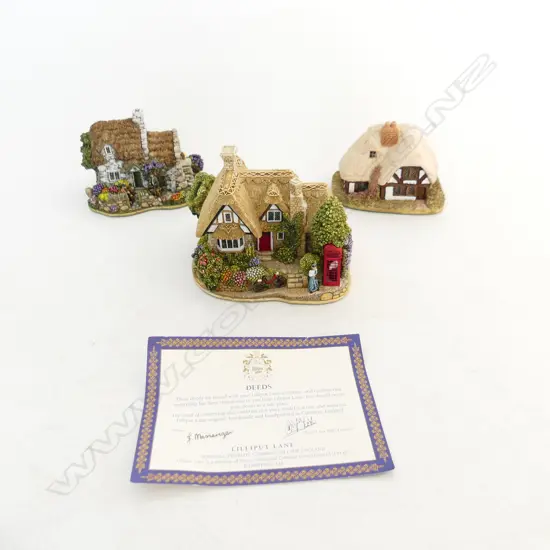 3 LILLIPUT LANE HOUSES: April Cottage + A Drop of the Irish + Chatterbox Corner
