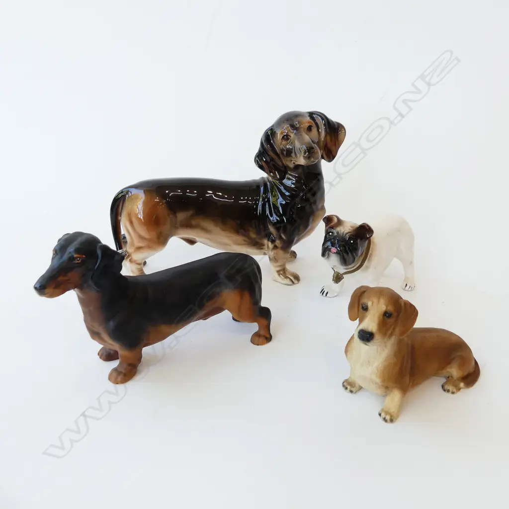 4 ASST. DOG FIGURINES: DASHUND L.220mm ETC Image 1++
