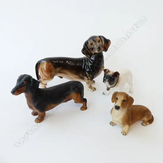 4 ASST. DOG FIGURINES: DASHUND L.220mm ETC