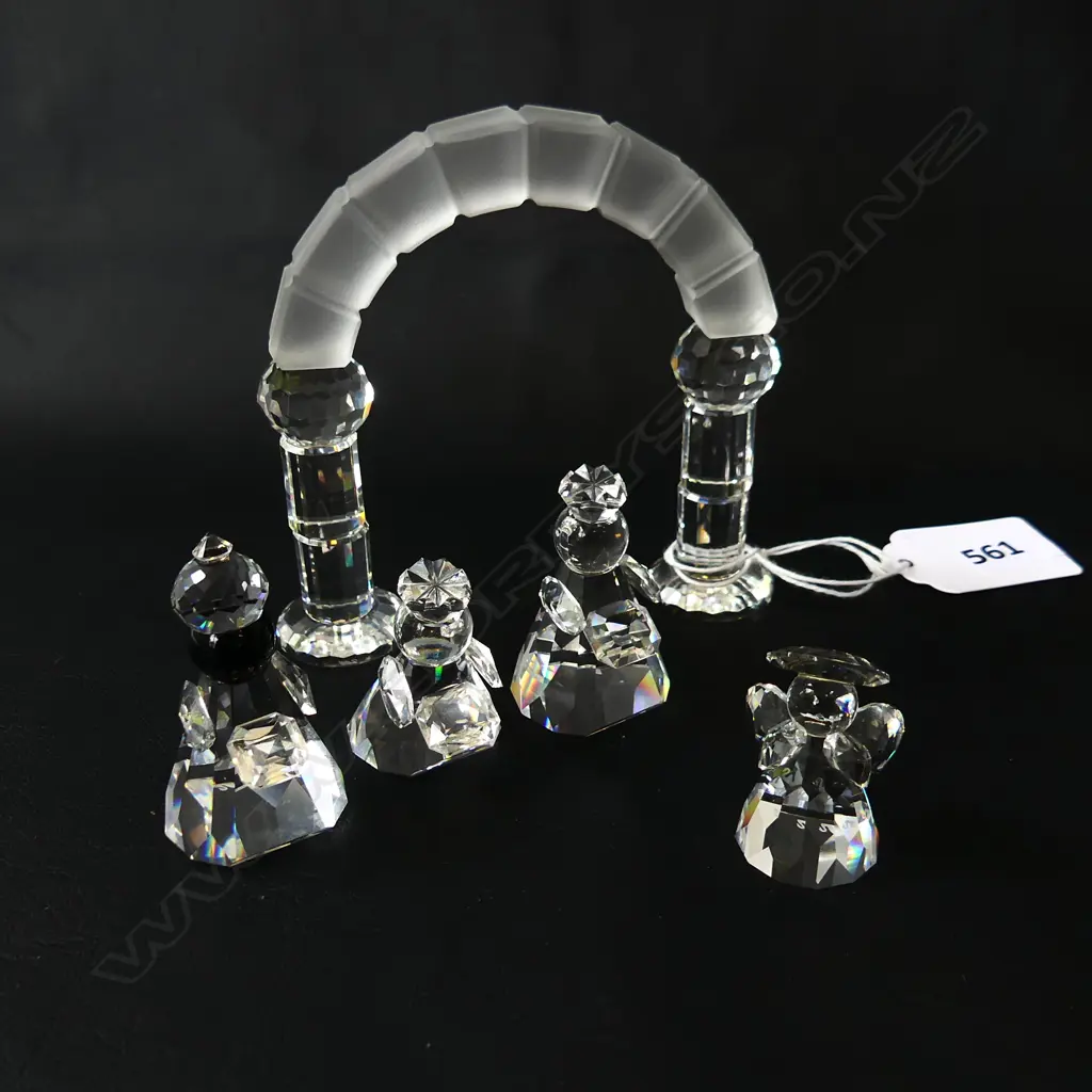 5 PCES SWAROVSKI; ANGEL TRIO H.40mm, ANGEL, ARCH 90mm Image 1++