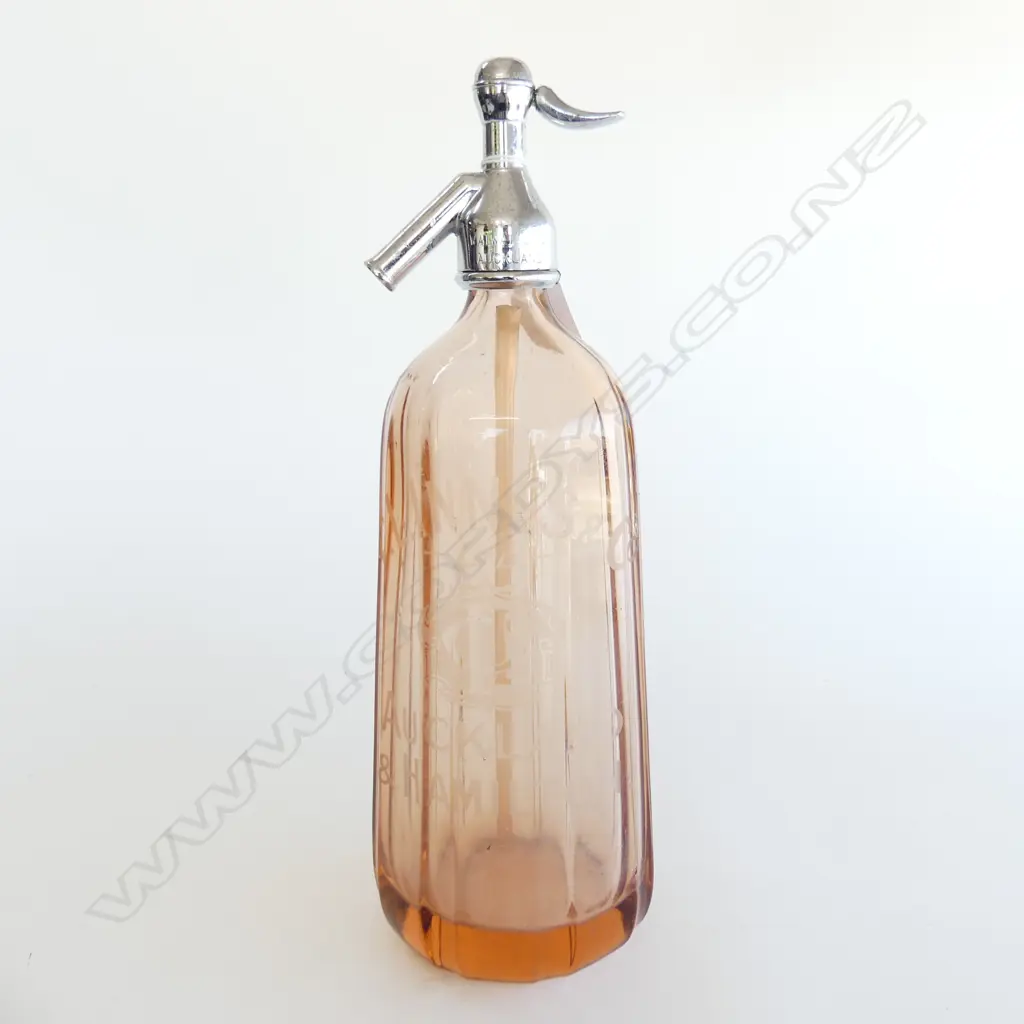 PINK SODA SYPHON, INNES & Co. AUCKLAND H.335mm Image 1++