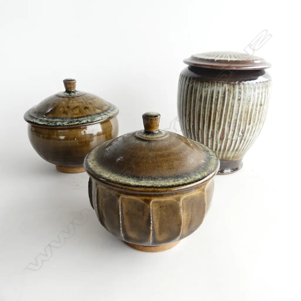 SET OF 3 PETER STICHBURY JARS (ATTRIBUTED) (H. 180, 190, 170mm) Image 1++