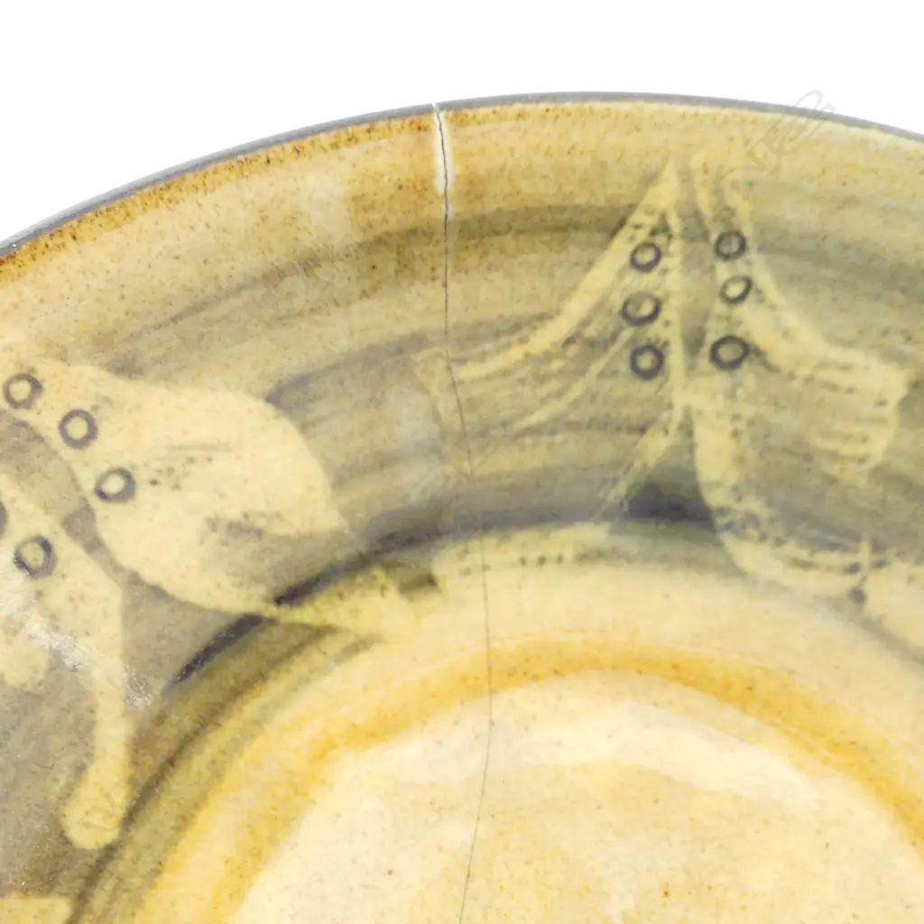 COLLECTION OF 8 NZ POTTERY PIECES INCLDS SALLY VINSON & OTHERS  Image 1++