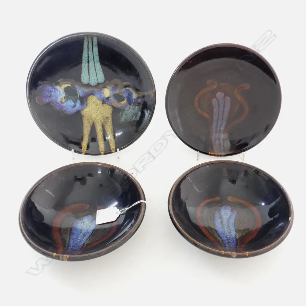4 PCS BRIAN GARTSIDE POTTERY, 2 BOWLS & 2 PLATES, unmarked  Image 1++