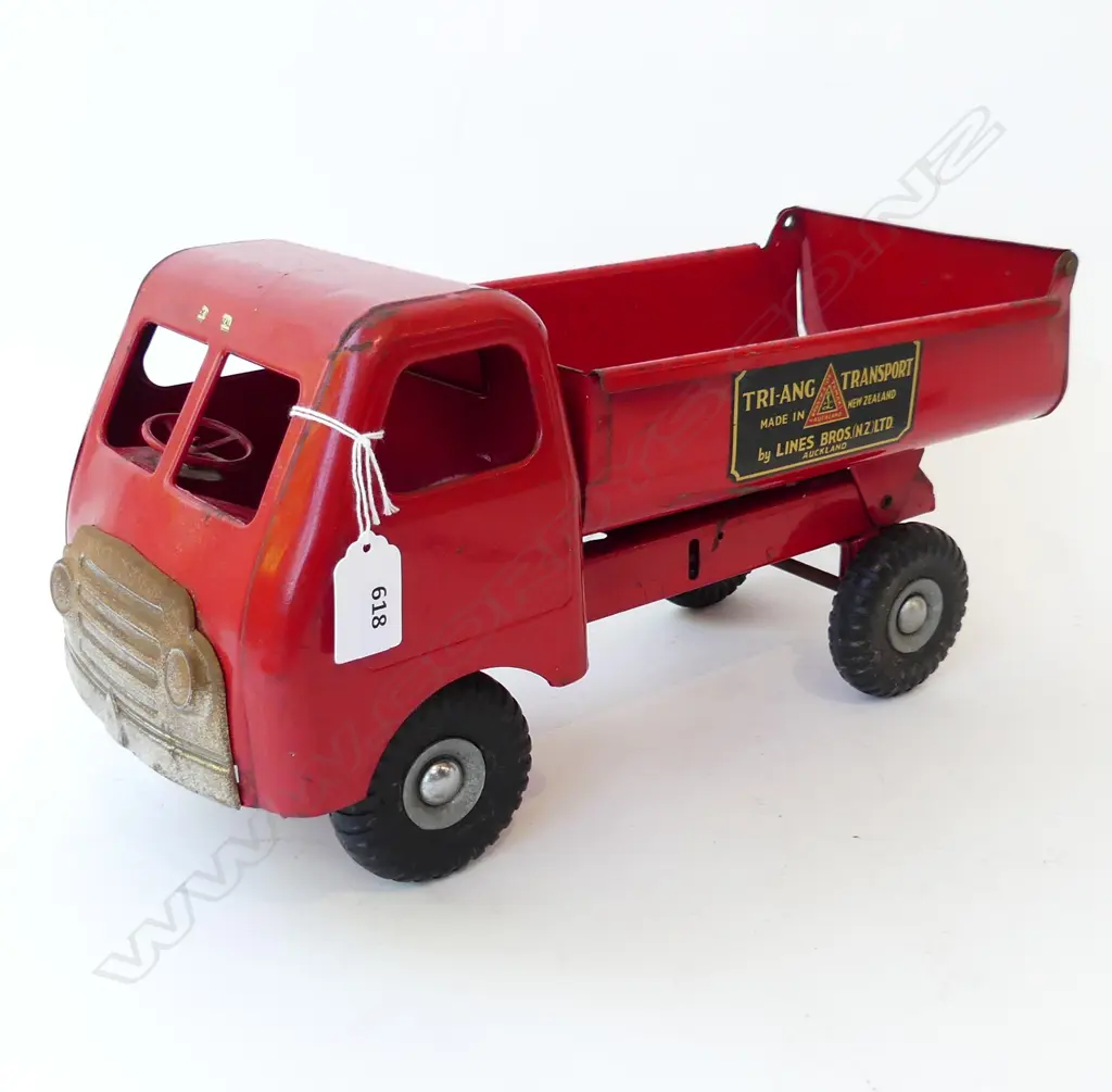 TRIANG DUMP TRUCK  GREAT CONDITION ORIGINAL PAINT & LOGOS L370MM Image 1++