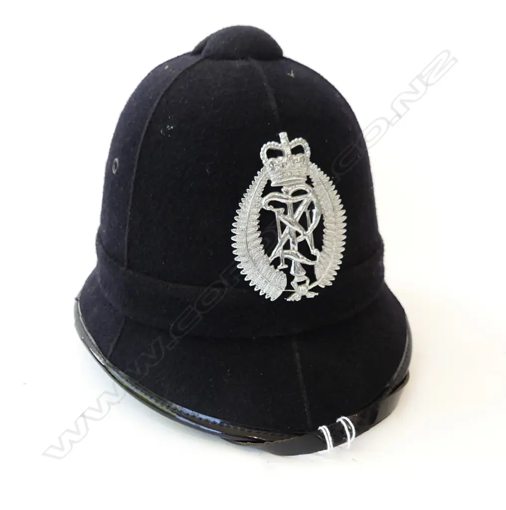 NZ POLICE BLACK FELT HELMET C.1970 Image 1++