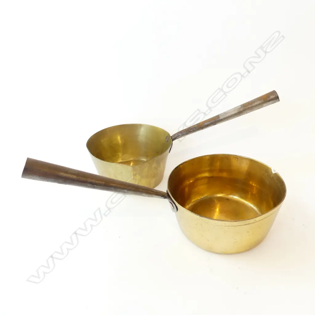 TWO HEAVY ANTIQUE BRASS HAND FORGED SAUCEPANS, L.380mm  Image 1++