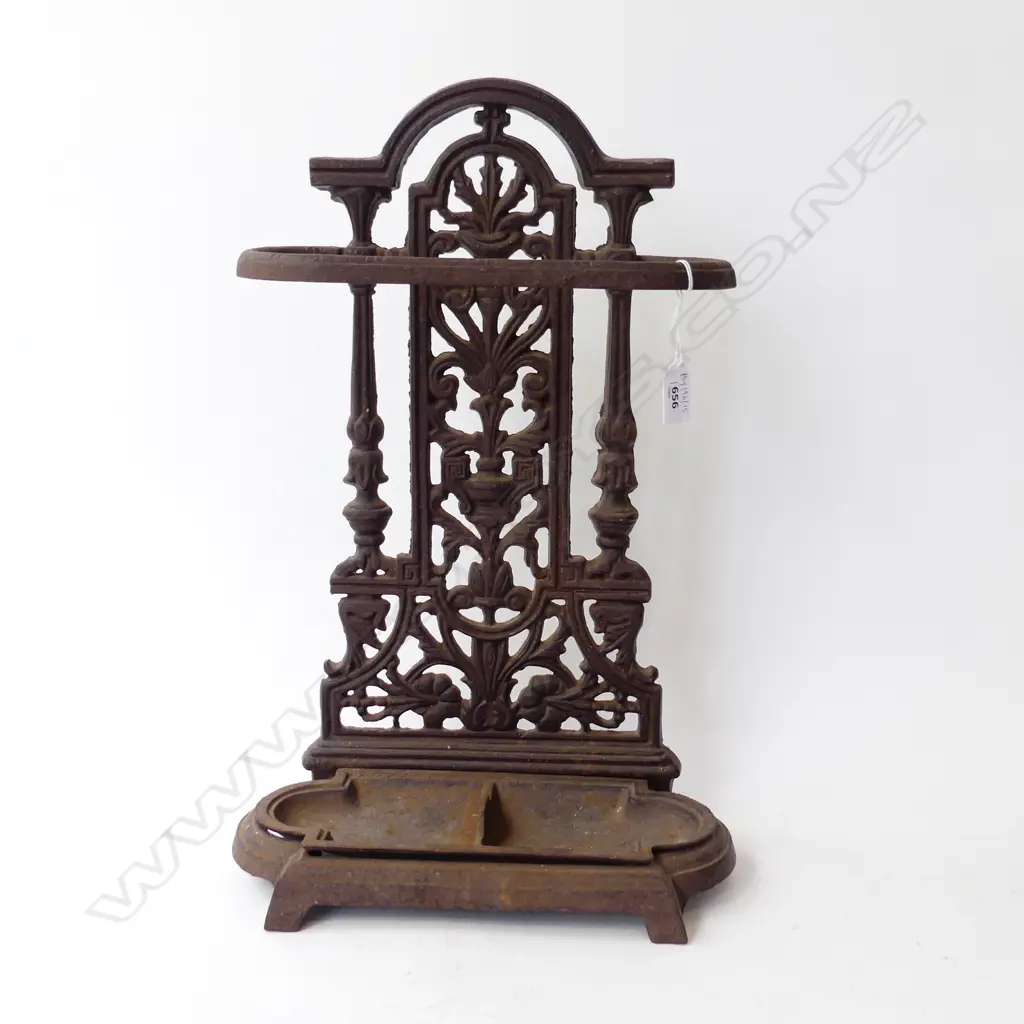 VICTORIAN CAST IRON UMBRELLA STAND H.500mm Image 1++