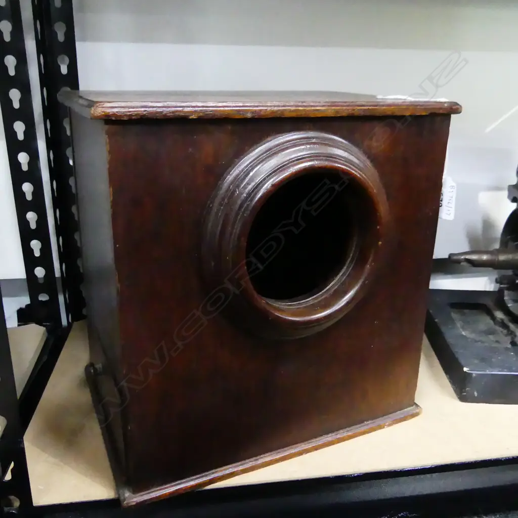 MAHOGANY BALLOT BOX H260 L270MM Image 1++