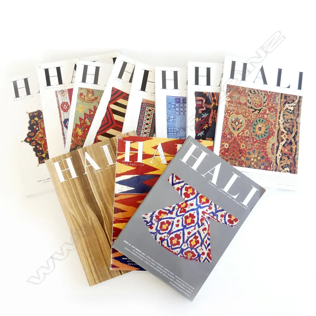 11 HALI MAGAZINES: CARPET, TEXTILES & ISLAMIC ART Image 1++