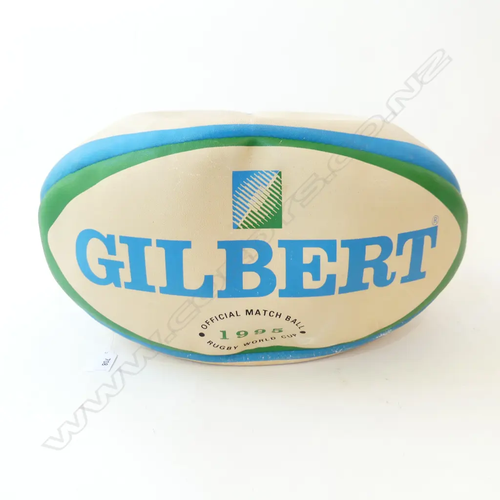 1995 Rugby World Cup all Blacks Team printed signatures oversized rugby ball Image 1++