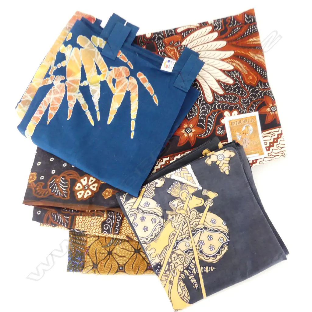 BATIK DOOR FRINGE PANEL + 4 OTHER BATIK PANELS Image 1++