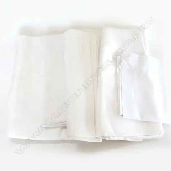 4 VINTAGE DAMASK TABLECLOTHS + CARVING/HAM CLOTHE/BAG embroidered w a dog