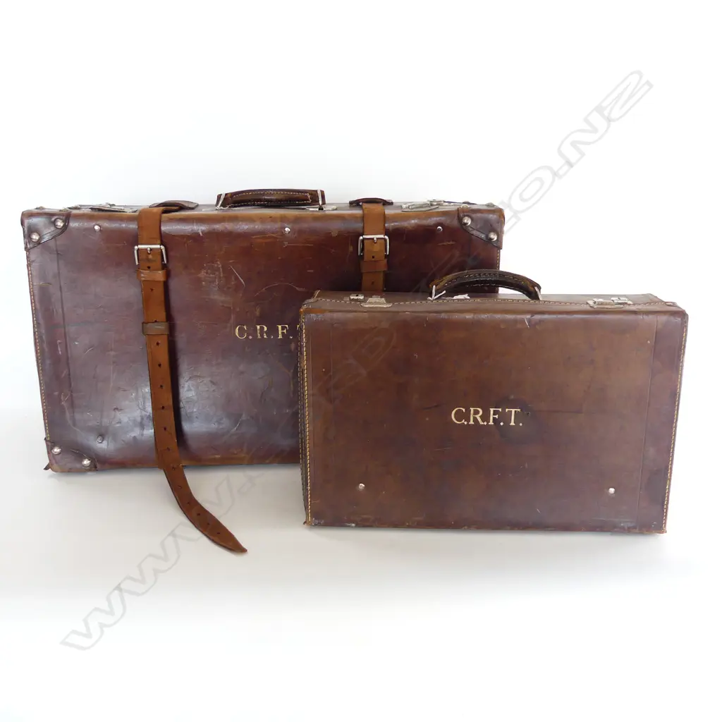2 OLD LEATHER SUIT CASES Image 1++