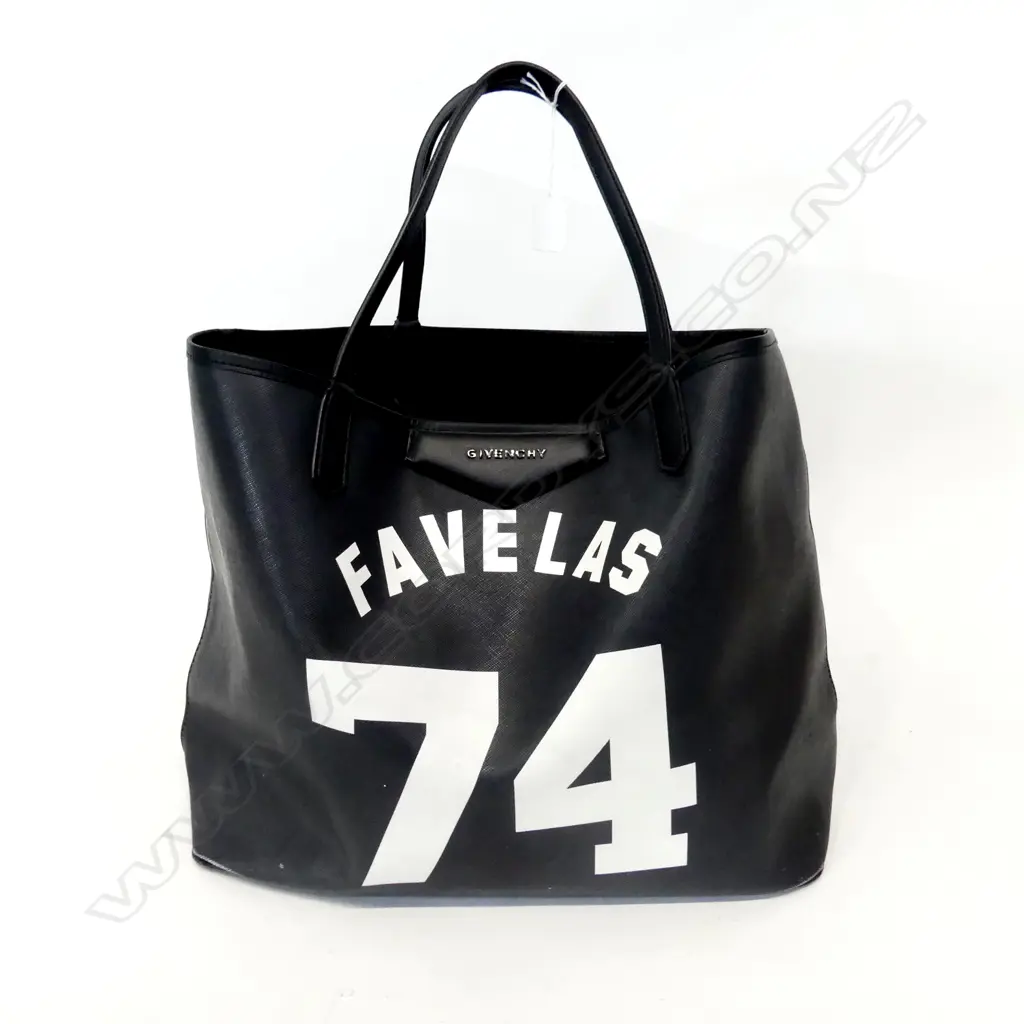 GIVENCHY 'FAVELAS 74' BLACK TOTE BAG SHOWING WEAR W.520mm Image 1++