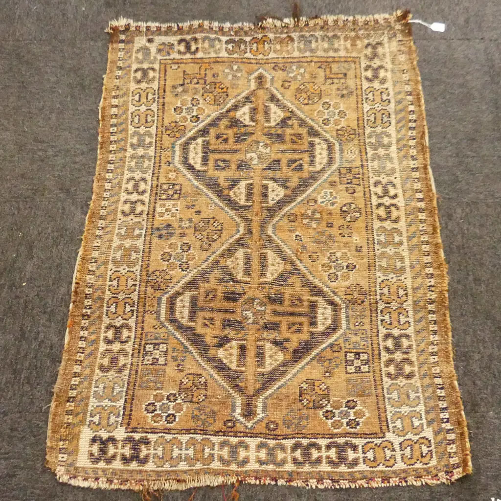 HAND KNOTTED ALL WOOL RUG 1220x840mm Image 1++
