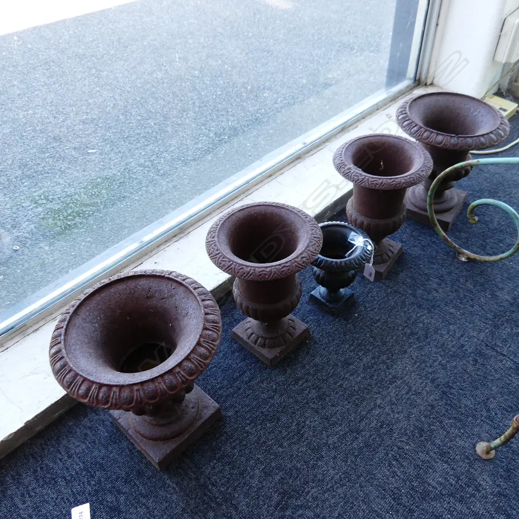 4 CAST IRON URNS; 2 PRS + 1 H.240mm Image 1++