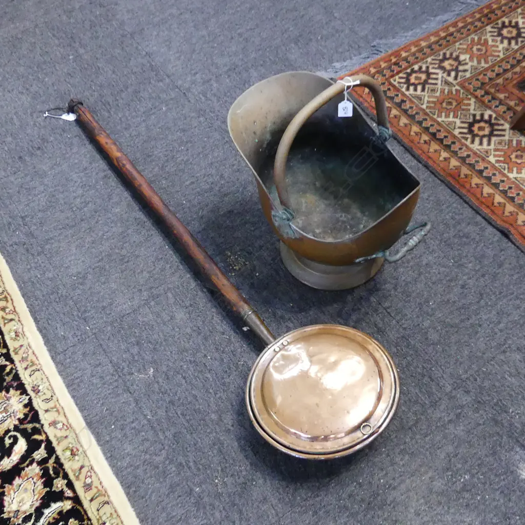 VINTAGE COPPER COAL BUCKET & BED WARMER PAN Image 1++