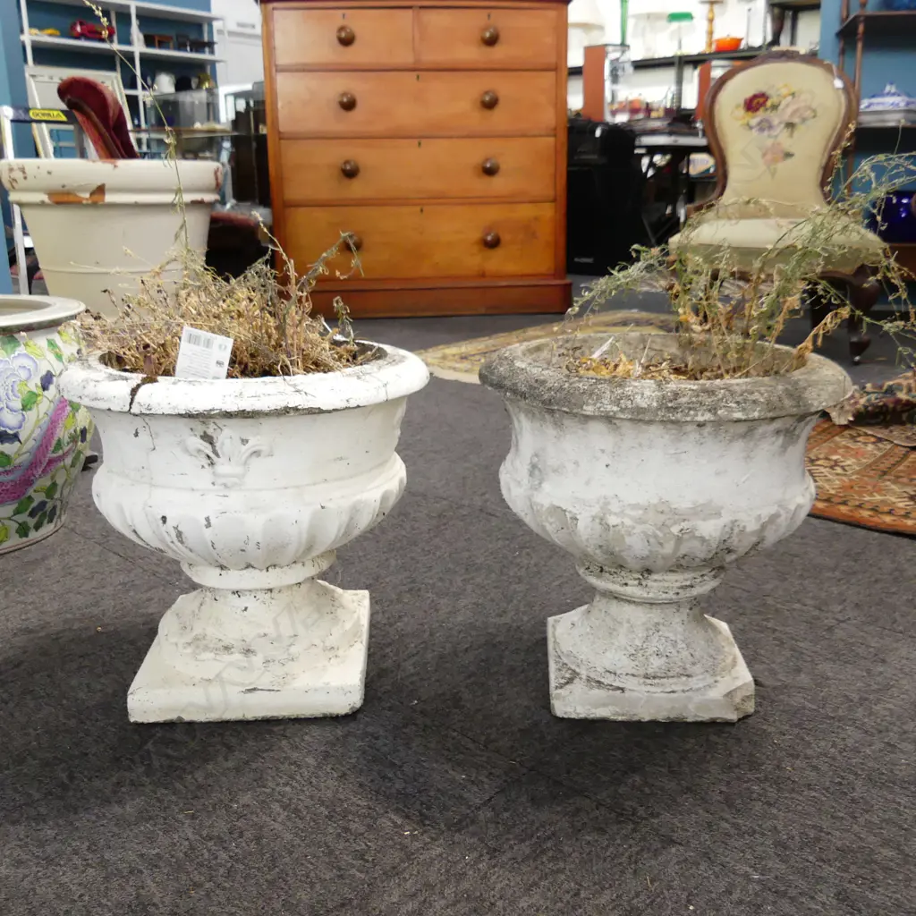 NEAR PR WHITE PAINTED CONCRETE URN PLANTERS H.350mm Image 1++