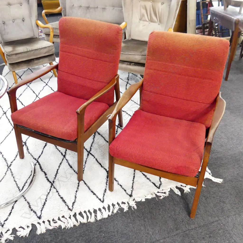 PR RETRO DON NARVIK ARMCHAIRS Image 1++