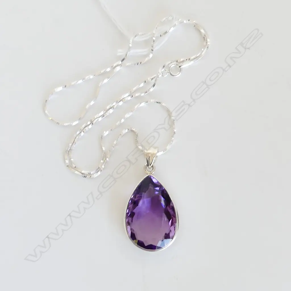 925 SILVER SET LG TEAR DROP AMETHYST PENDANT & CHAIN Image 1++