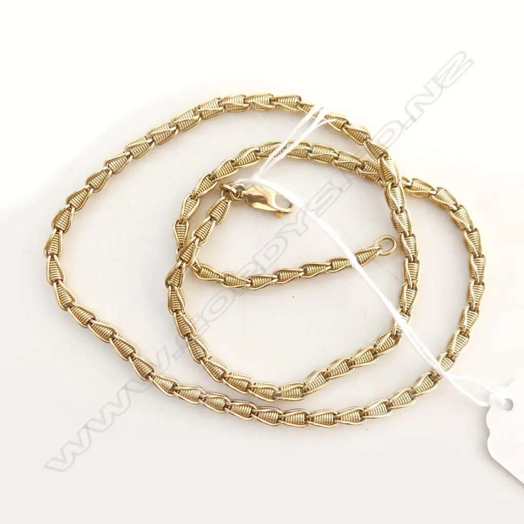 9CT YELLOW GOLD DECORATIVE NECK CHAIN L.550mm. 29gms Image 1++