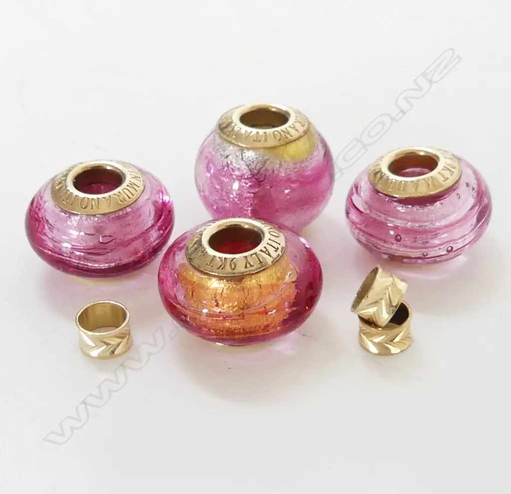 4 9ct MURANO BEADS - PINK TONES + 3 SPACERS Image 1++