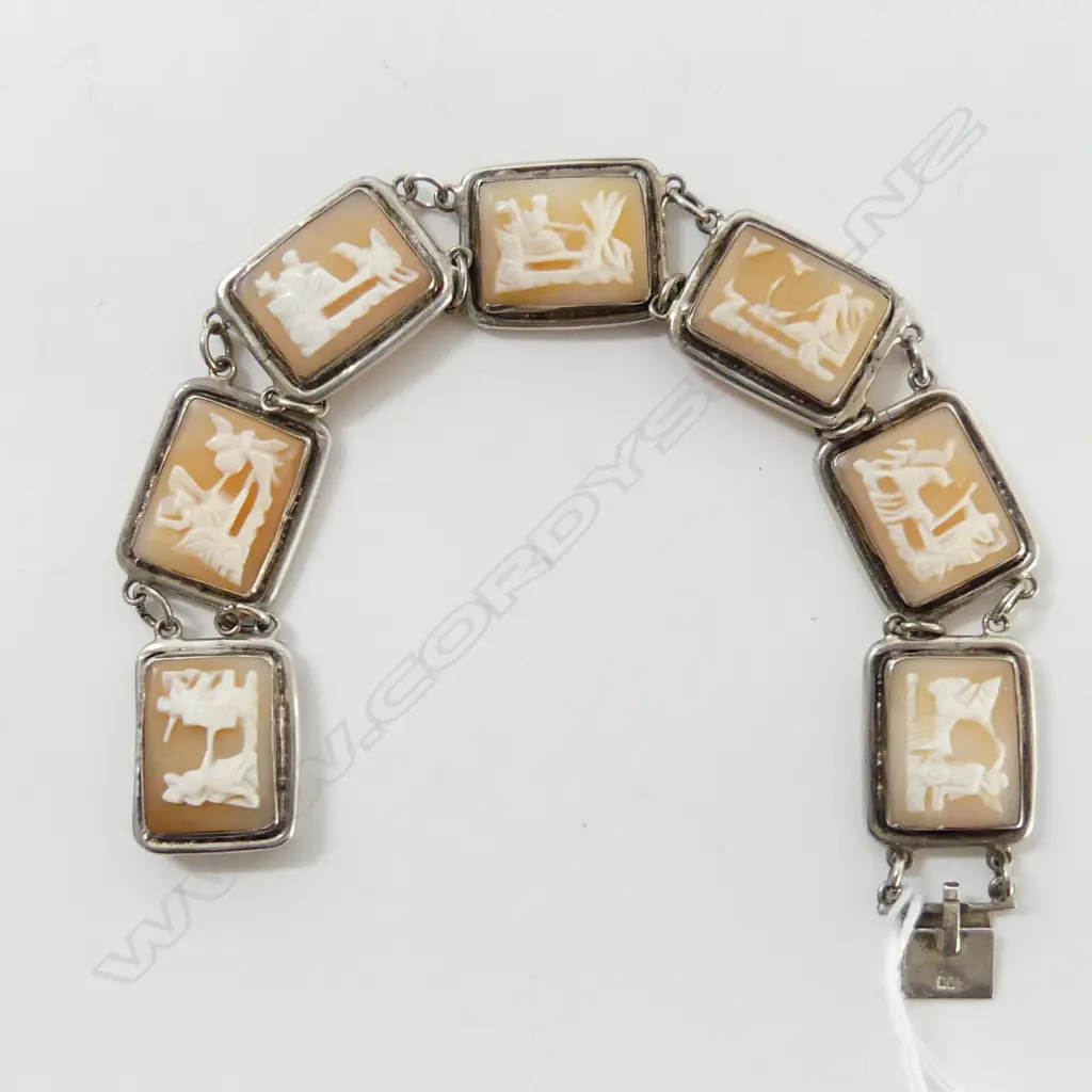 VINTAGE 800 SILVER & CLASSICAL CARVED CAMEO PANELLED BRACELET in box Image 1++
