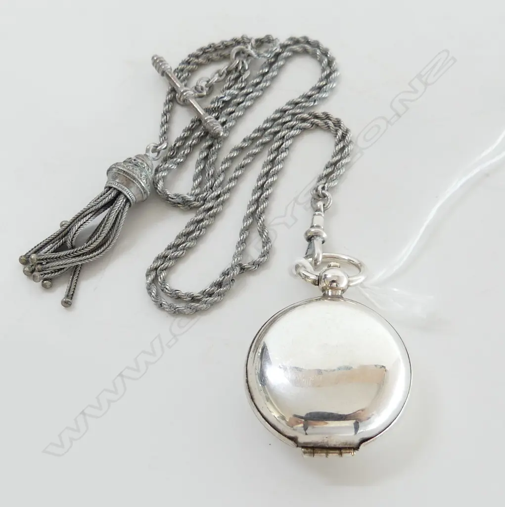 UNMARKED SILVER CHATERLAIN CHAIN & EP SOV CASE  Image 1++