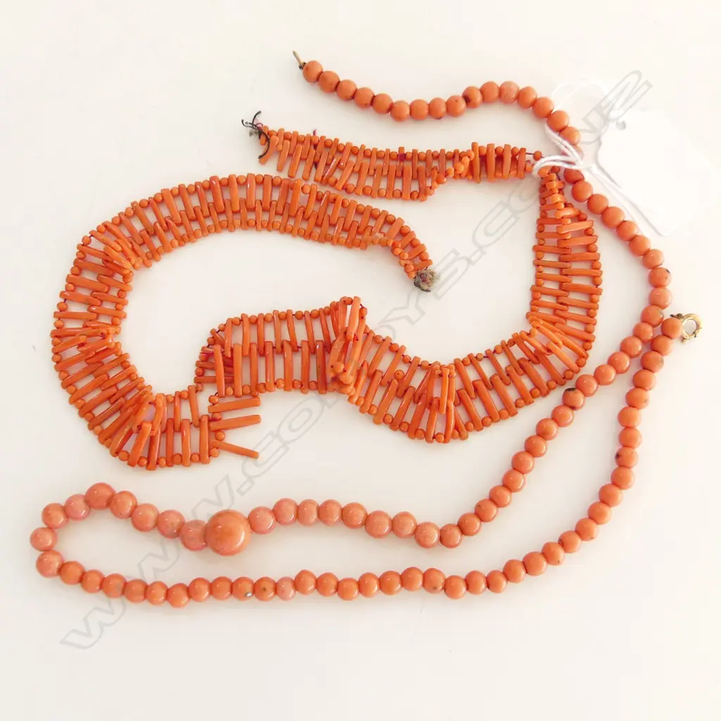 2 c1900 MEDITTEREAN RED/ORANGE CORAL NECKLACES: 1 BEAD 1 tapered multi bar & bead L's.540 & 440mm one faulted Image 1++