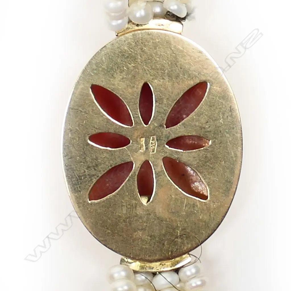 A heavy18ct yellow gold and cameo clasped six strand pearl necklace, Image 1++