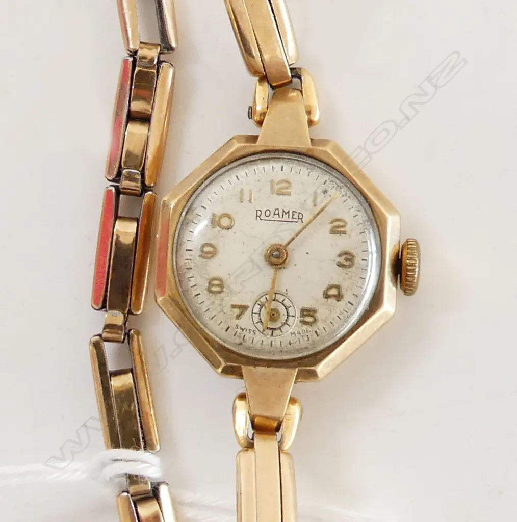 9ct GOLD LADIES WATCH C1930 gold plated strap Image 1++